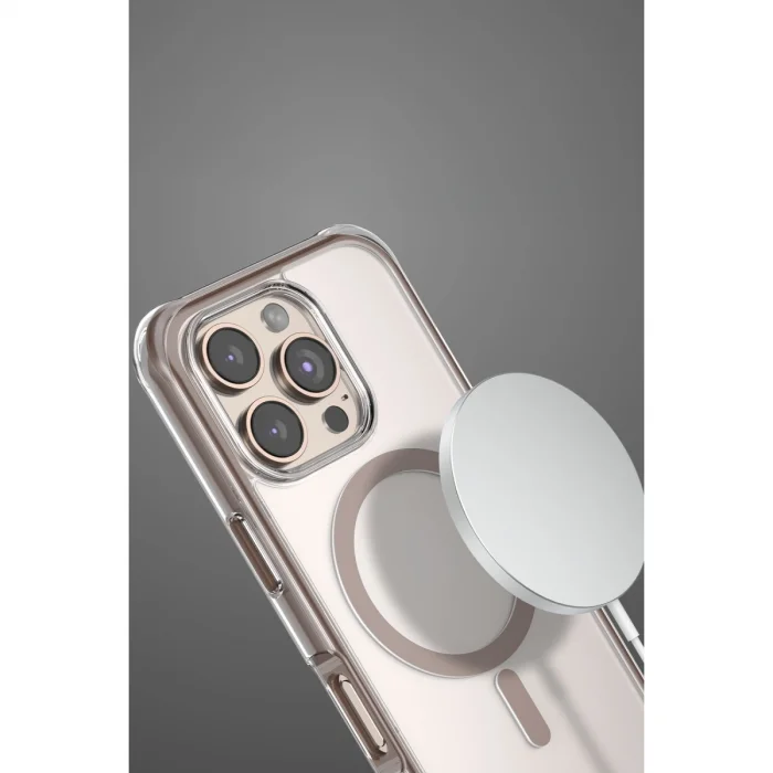 BUĞZ Onegif  İphone 16 Pro Max Hulk Magsafe Kapak - Beyaz