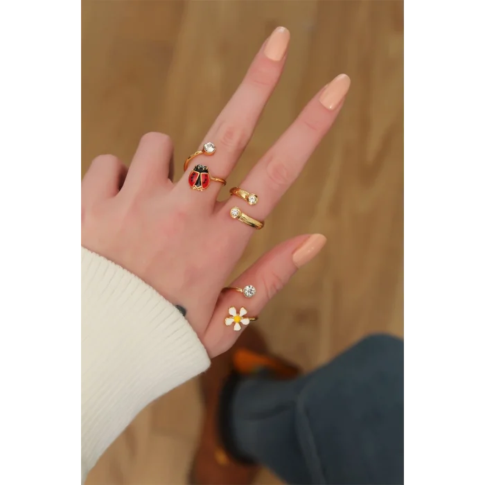 BUĞZ Papatya Tasarımlı Zirkon Taşlı Ayarlanabilir Yüzük - Lisinya