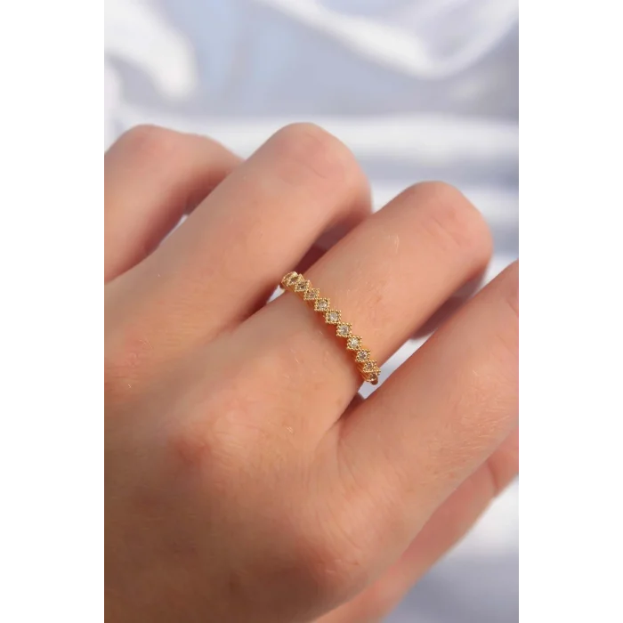 BUĞZ Pirinç Altın Renk Minimal Sıralı Zirkon Taşlı Ayarlanabilir Yüzük