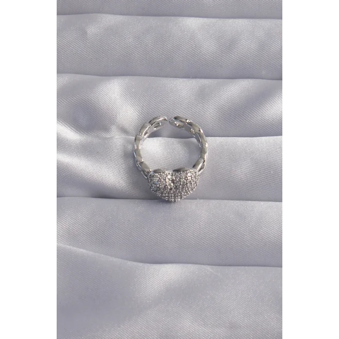 BUĞZ Pirinç Ayarlamalı Gümüş Renk Zirkon Taşlı Bombeli Kalp Yüzük