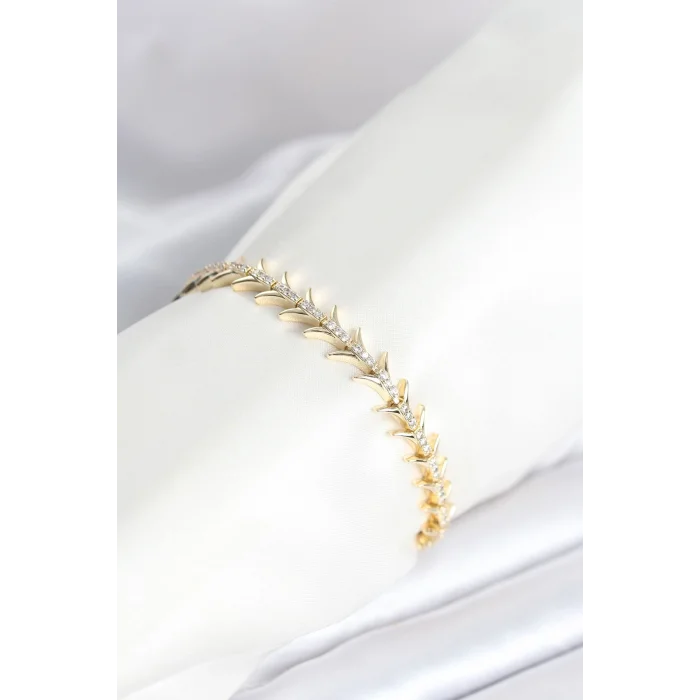 BUĞZ Pirinç Gold Renk Balık Sırtı Model Zirkon Taşlı Kadın Bileklik