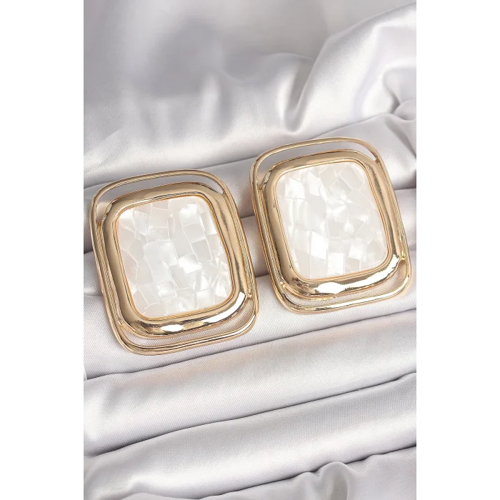 BUĞZ Pirinç Gold Renk Beyaz Mineli Kare Model Kadın Küpe