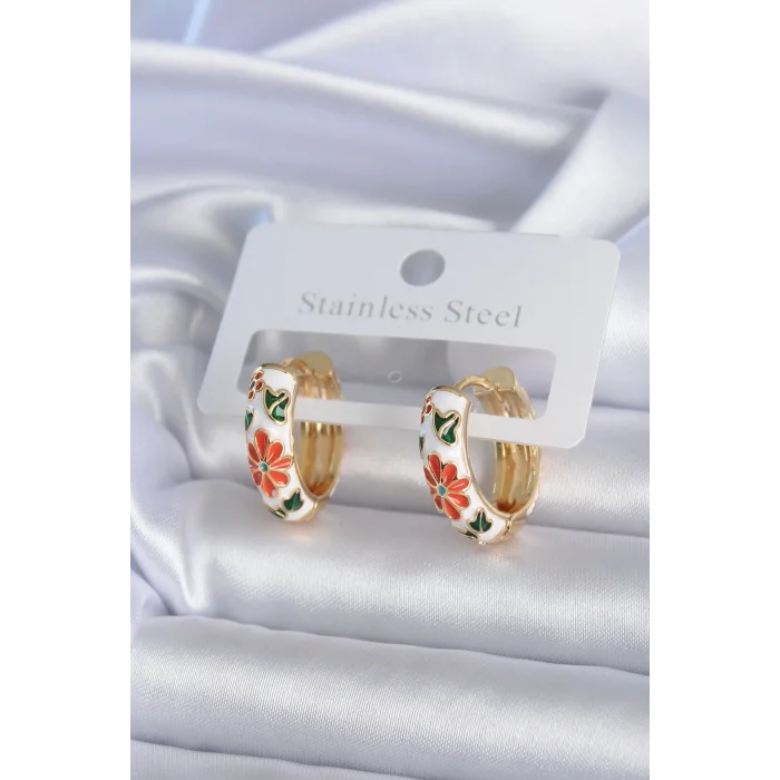 BUĞZ Pirinç Gold Renk Beyaz Renk Çiçek İşleme Detay Kadın Küpe