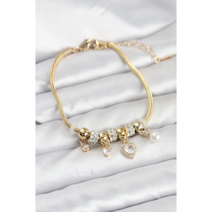 BUĞZ Pirinç Gold Renk Kalp Charmlı Kadın Bileklik