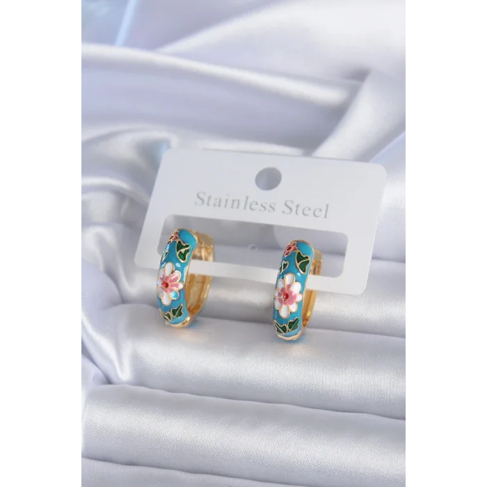 BUĞZ Pirinç Gold Renk Mavi Çiçek İşleme Detay Kadın Küpe