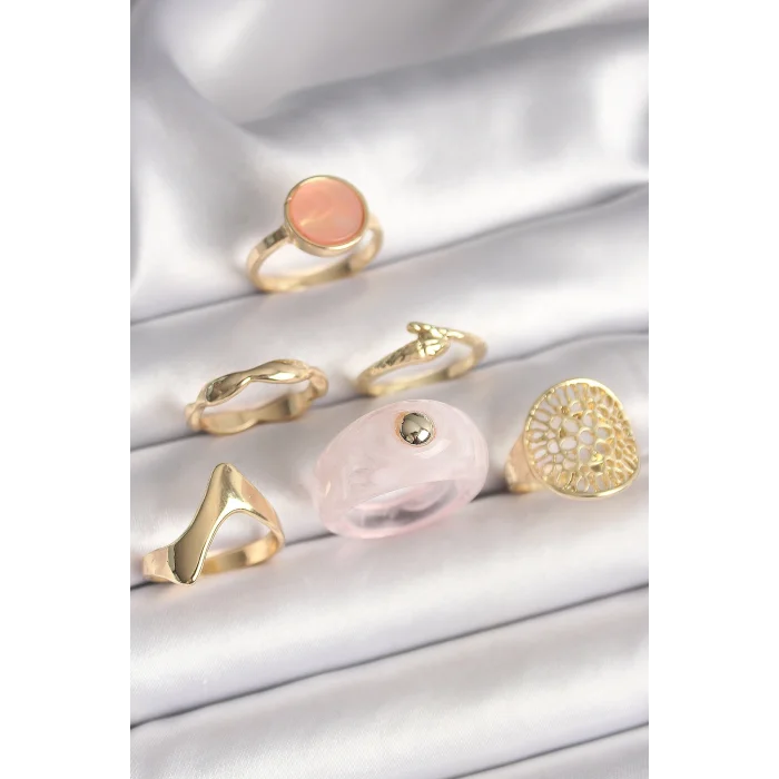 BUĞZ Pirinç Gold Renk Pembe Plastik Yüzük Model Daire Pembe Mine Yılan Detay 6Lı Kadın Yüzük Seti