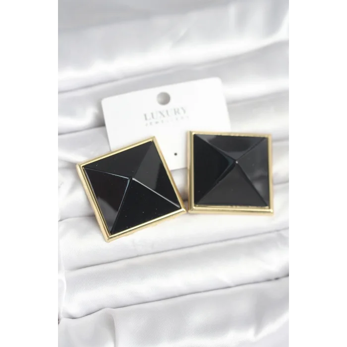 BUĞZ Pirinç Gold Renk Siyah Piramit Model Kadın Küpe