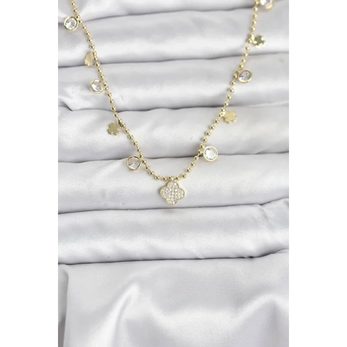 BUĞZ Pirinç Gold Renk Yonca Model Kadın Kolye