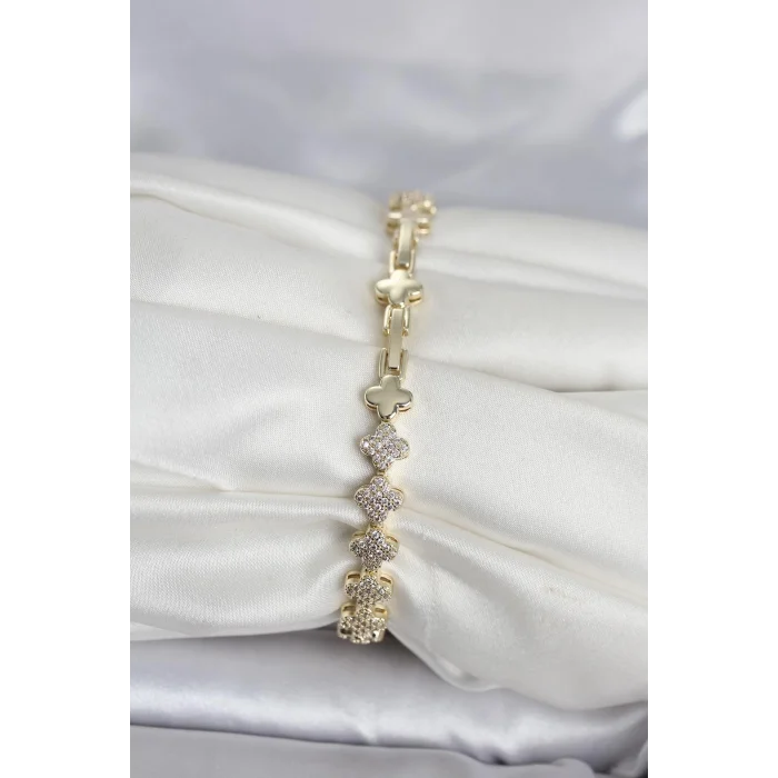 BUĞZ Pirinç Gold Renk Yonca Model Sıralı Zirkon Taşlı Kadın Bileklik - BUĞZ