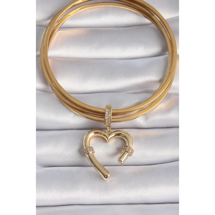 BUĞZ Pirinç Gold Renk Zirkon Taş Detaylı Kalp Figür Ajda Charm