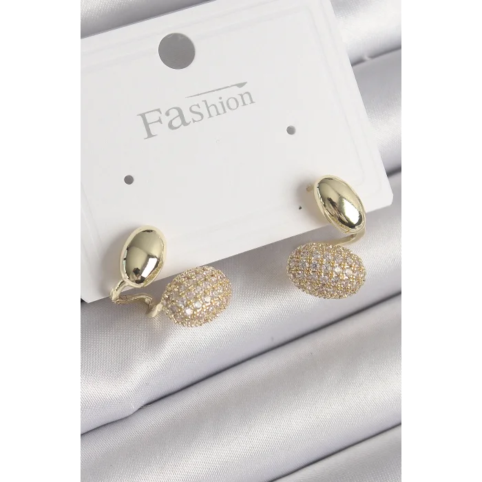 BUĞZ Pirinç Gold Renk Zirkon Taşlı Bombeli Model Kadın Küpe