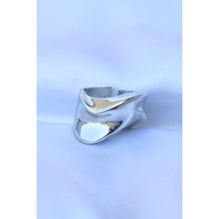 BUĞZ Pirinç Gümüş Renk Ayarlanabilir Kalın Ezme Yüzük - Lisinya