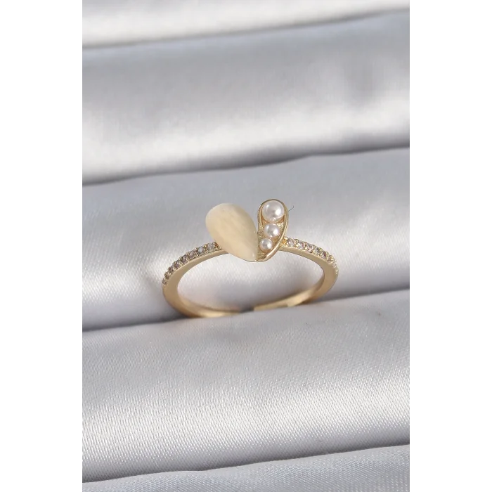 BUĞZ Pirinç Gümüş Renk Ayarlanabilir Zirkon Taşlı Beyaz Mineli Kalp Model Kadın Yüzük