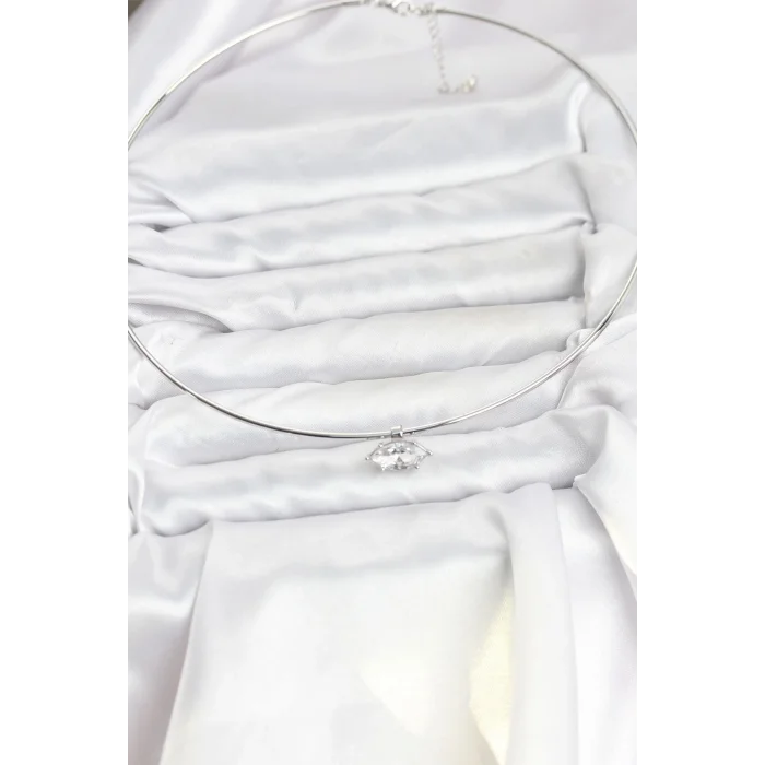 BUĞZ Pirinç Gümüş Renk Choker Model Zirkon Taşlı Kadın Kolye