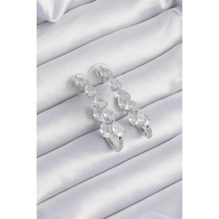 BUĞZ Pirinç Gümüş Renk Damla Zirkon Taş Tasarımlı Küpe - Lisinya