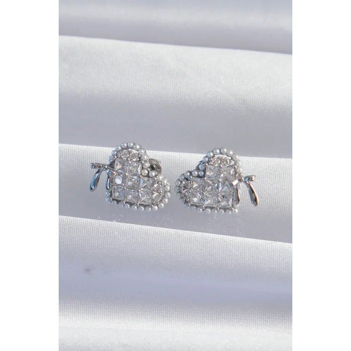 BUĞZ Pirinç Gümüş Renk Fiyonk Detay İncili Zirkon Taşlı Kalp Küpe - Lisinya