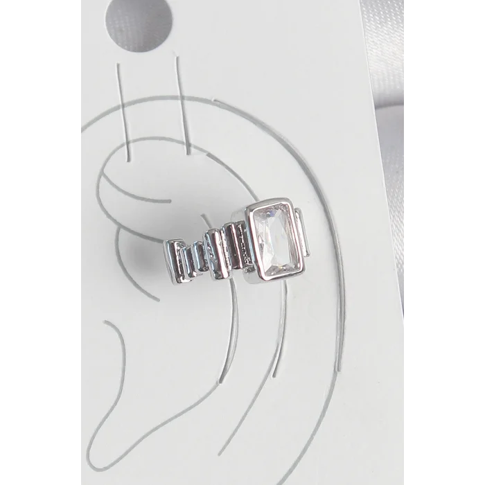 BUĞZ Pirinç Gümüş Renk Kare Zirkon Taşlı Kadın Kıkırdak Model Küpe