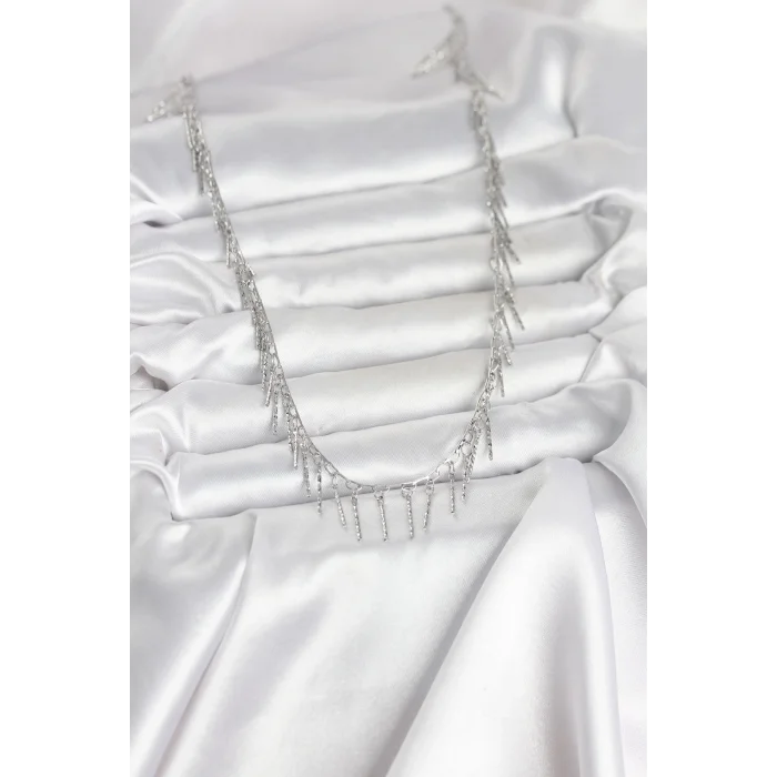 BUĞZ Pirinç Gümüş Renk Saçaklı Model Kadın Kolye