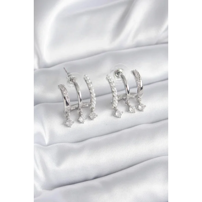 BUĞZ Pirinç Gümüş Renk Zirkon Taş Detay İncili Kadın Küpe - Lisinya