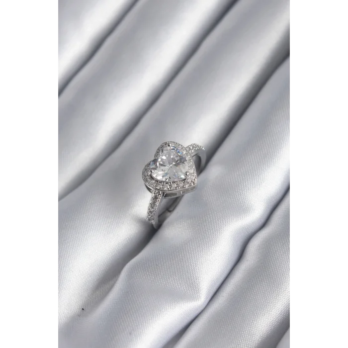 BUĞZ Pirinç Gümüş Renk Zirkon Taş Kalp Charm Model Kadın Yüzük