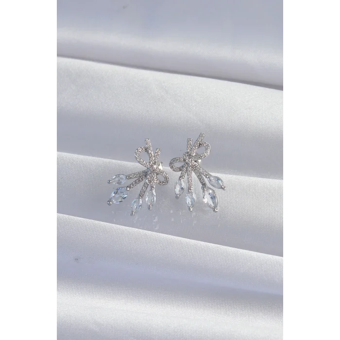 BUĞZ Pirinç Gümüş Renk Zirkon Taşlı Fiyonk Küpe - BUĞZ