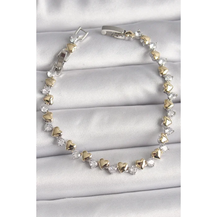 BUĞZ Pirinç Gümüş Renk Zirkon Taşlı Gold Kalpli VIP Seri Kadın Bileklik