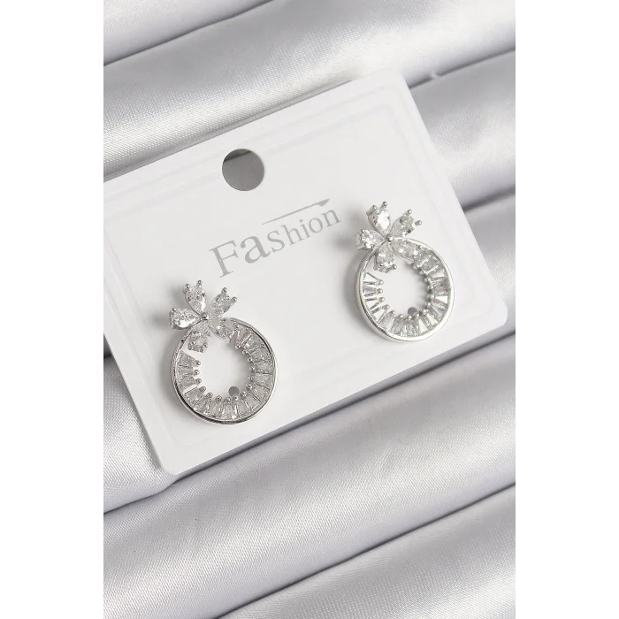 BUĞZ Pirinç Gümüş Renk Zirkon Taşlı Halka Model Çiçek Figür Kadın Küpe