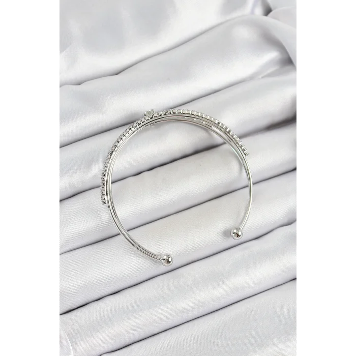 BUĞZ Pirinç Gümüş Renk Zirkon Taşlı Kalp Detaylı Kadın Bileklik - Lisinya