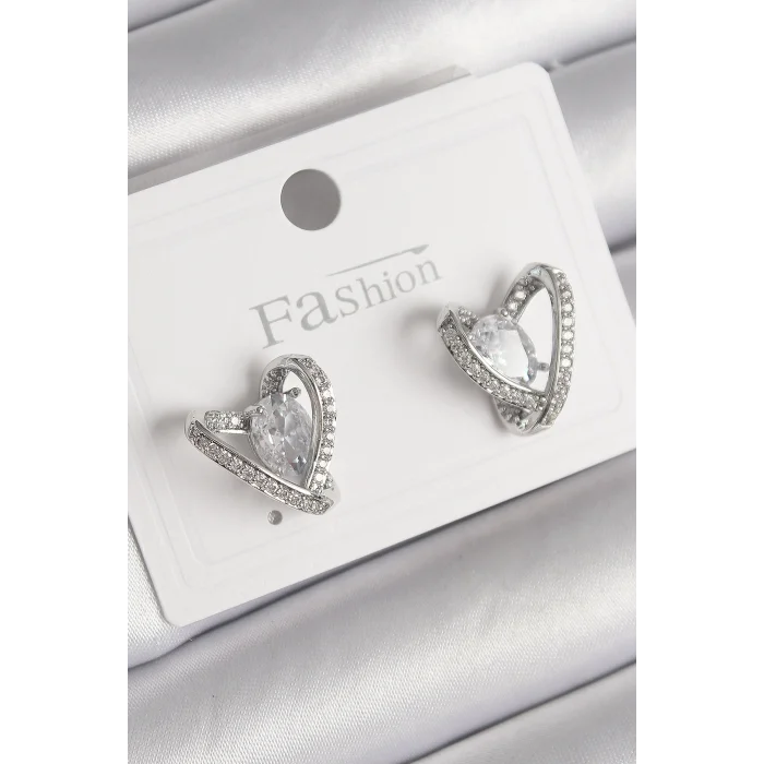 BUĞZ Pirinç Gümüş Renk Zirkon Taşlı Kalp Model Kadın Küpe