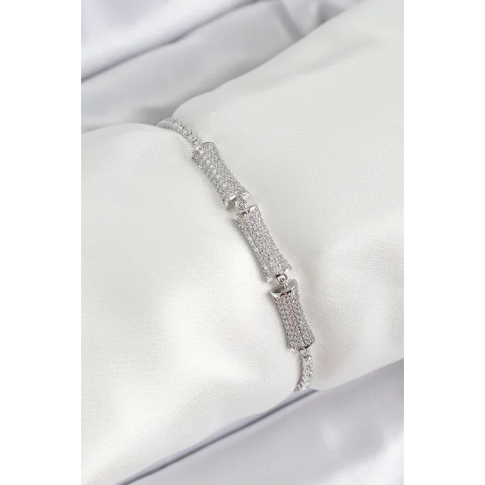 BUĞZ Pirinç Gümüş Renk Zirkon Taşlı Kemik Model Kadın Bileklik