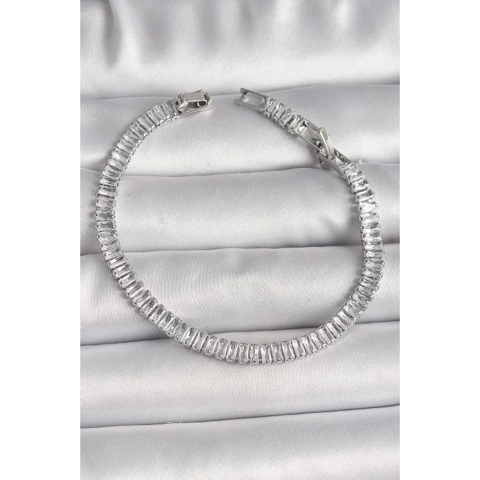 BUĞZ Pirinç Gümüş Renk Zirkon Taşlı Su Yolu Model Kadın Bileklik