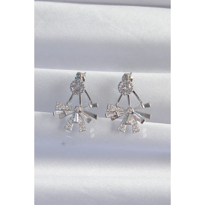 BUĞZ Pirinç Gümüş Renk Zirkon Taşlı Yassı Fiyonk Model Küpe