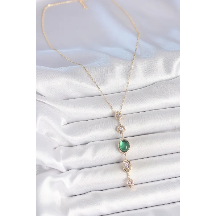 BUĞZ Pirinç Zincir Zümrüt Yeşil Gold Renk Zirkon Taşlı Y Kolye - BUĞZ