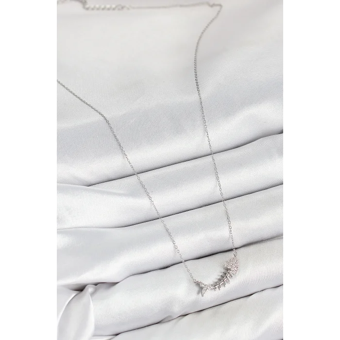 BUĞZ Pirinç Zirkon Taşlı Balık Kılçığı Model Gümüş Renk Kadın Kolye - Lisinya