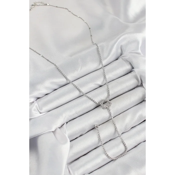 BUĞZ Pirinç Zirkon Taşlı Kalp Model Gümüş Renk  Y Kolye