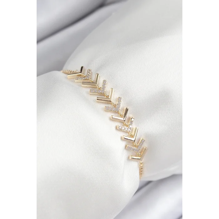 BUĞZ Pirinç Zirkon Taşlı Sıralı Ok Model Gold Renk Asansörlü Kadın Bileklik