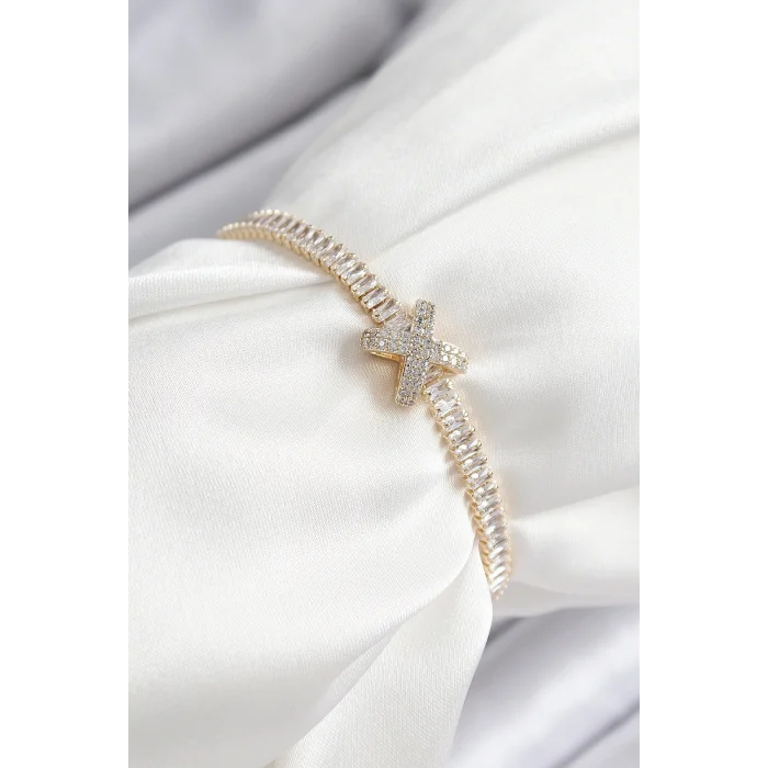 BUĞZ Pirinç Zirkon Taşlı X Detaylı Su Yolu Model Gold Renk Asansörlü Kadın Bileklik