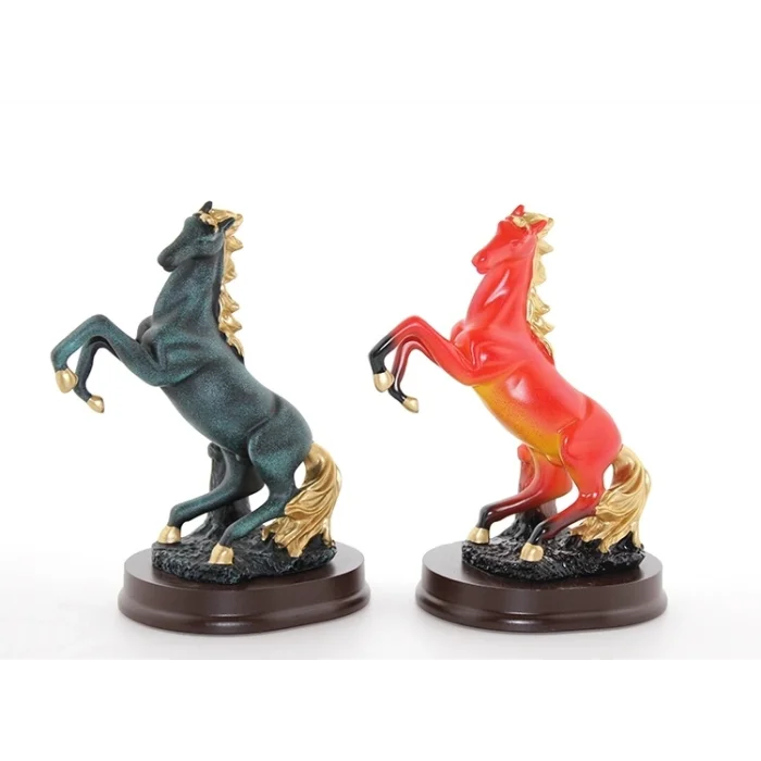 BUĞZ Polyester Şahlanmış At Figürü Alk1624