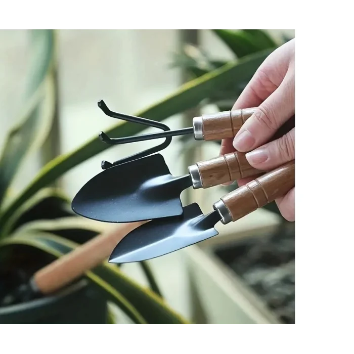 BUĞZ Portatif Kazma Kürek Tırmık Seti