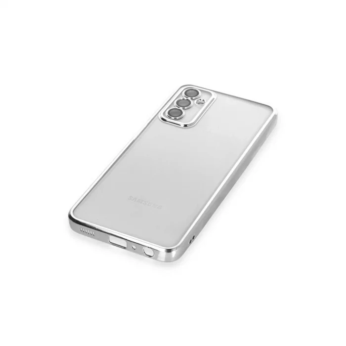 BUĞZ Samsung Galaxy M23 Kılıf Razer Lensli Silikon - Gümüş