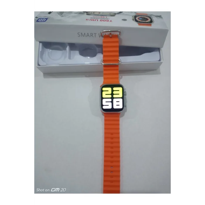 BUĞZ Sarı Metal Kordonlu Akıllı Saat, Nabız ve Uyku Takibi, GPS ve Suya Dayanıklı Özellikler İçerir