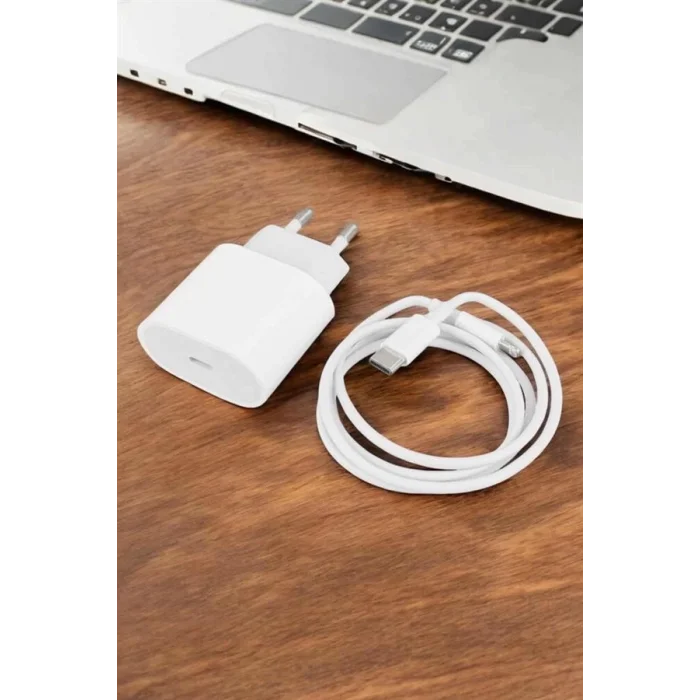  Şarj Aleti İOS 15/15 Pro Max Uyumlu Şarj Adaptörü ve Kablosu