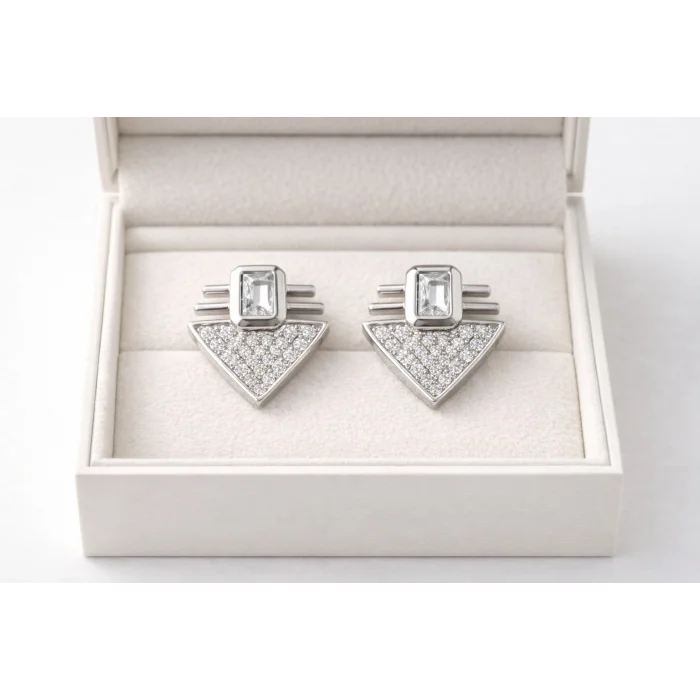 BUĞZ Serenay Küpe MODEL 10 – Şeffaf Taşlı Geometrik Zirkon Detaylı Gümüş Renk Çelik Küpe, Kararma Yapmaz