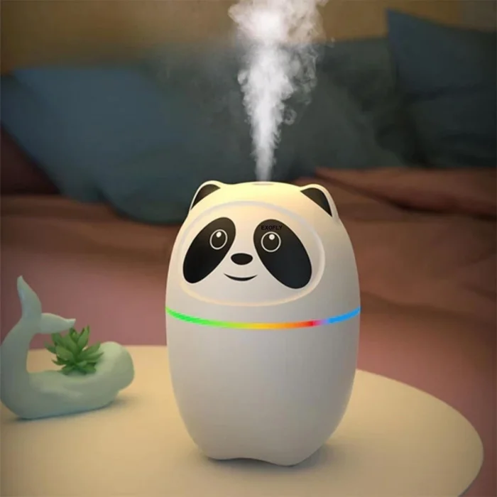 BUĞZ Sevimli Panda Figürlü Hava Nemlendirici – Ultrasonik Soğuk Buhar Makinesi, LED Işıklı Masaüstü Oda Nemlendirici
