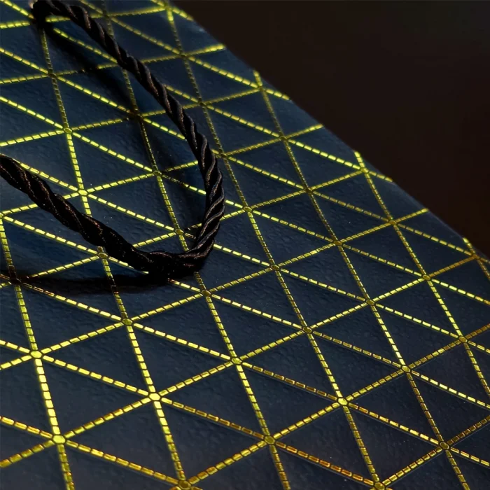 BUĞZ Siyah Geometrik Desenli Mini Boy Karton Hediye Çantası