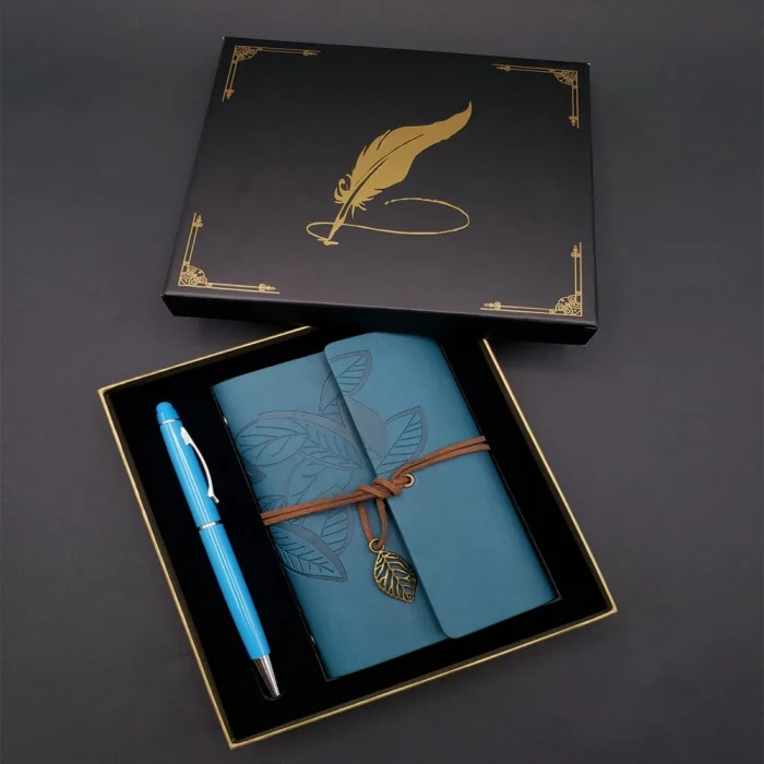 BUĞZ Siyah Kutulu Yaprak Desenli Mavi Deri Defter Ve Kalem Seti