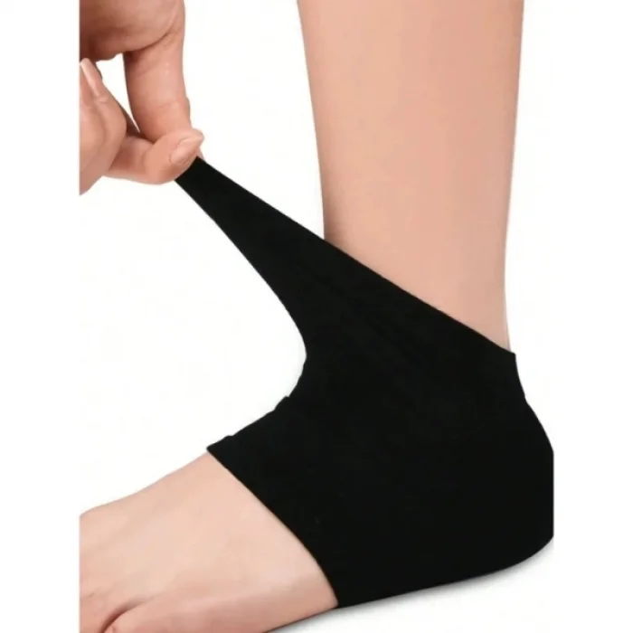 BUĞZ Siyah Silikon Topuk Nemlendirici Çorap