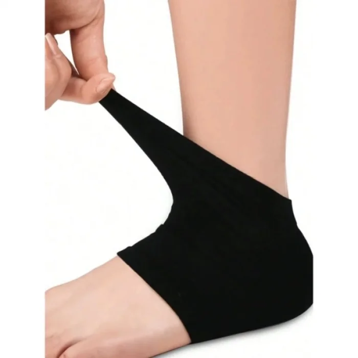 BUĞZ Siyah Silikon Topuk Nemlendirici Çorap