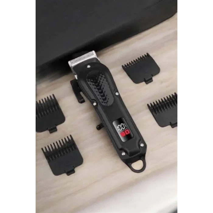  Suya Dayanıklı Tıraş Makinesi Keskin Bıçaklı Dijital Göstergeli Şarjlı