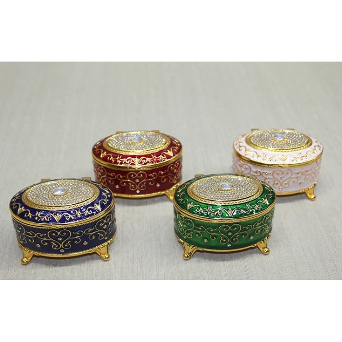 BUĞZ Swarovski Taşlı Kutu Model 4